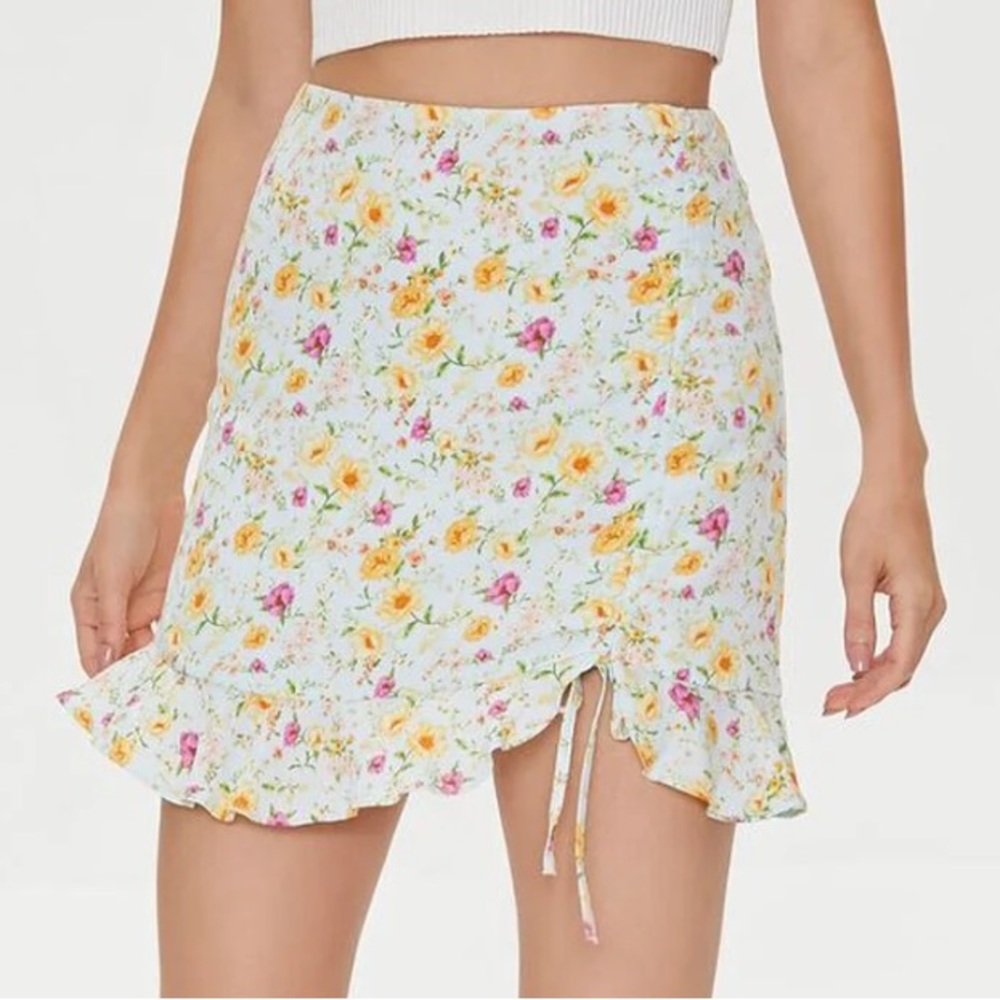 NWT Forever21 Floral Print Mini Skirt